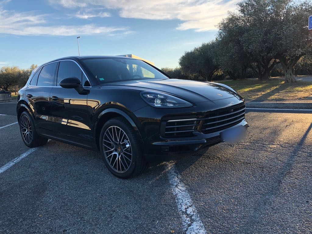 Porsche Cayenne — 10
